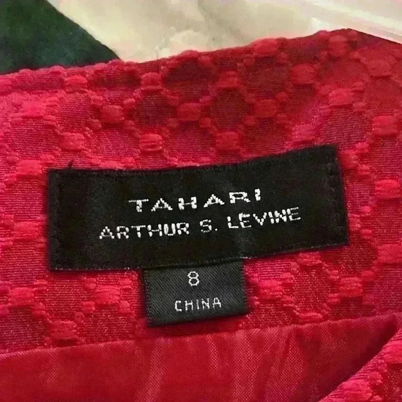 Tahari Arthur S.Levine women’s sheath red midi dress lined cap sleeves size 8 - Picture 3 of 7